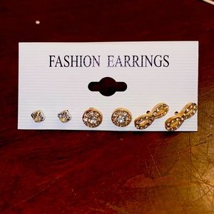 3 pairs of earrings